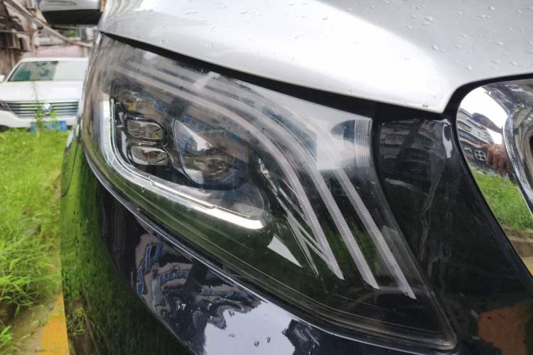 Used Mercedes-Benz Vito 2020 2.0T Business Version 7 Seats Right Front Headlight