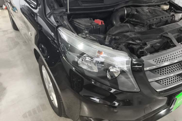 Used Mercedes-Benz Vito 2020 2.0T Elite Version 7 Seats Right Front Headlight
