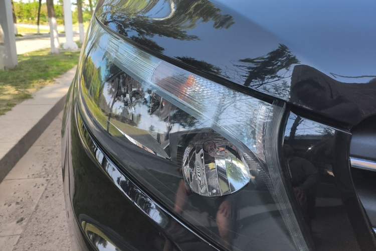 Used Mercedes-Benz Vito 2020 2.0T Business Version 9 Seats Right Front Headlight
