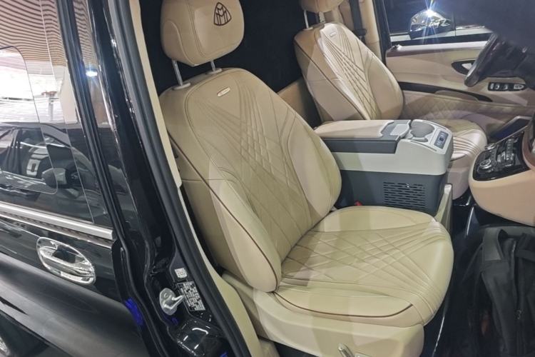 Used Mercedes-Benz Vito 2020 2.0T Business Version 7 Seats Right Front Seat