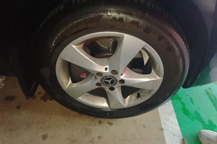 Used Mercedes-Benz Vito 2020 2.0T Business Version 7 Seats Right Front Wheel Hub