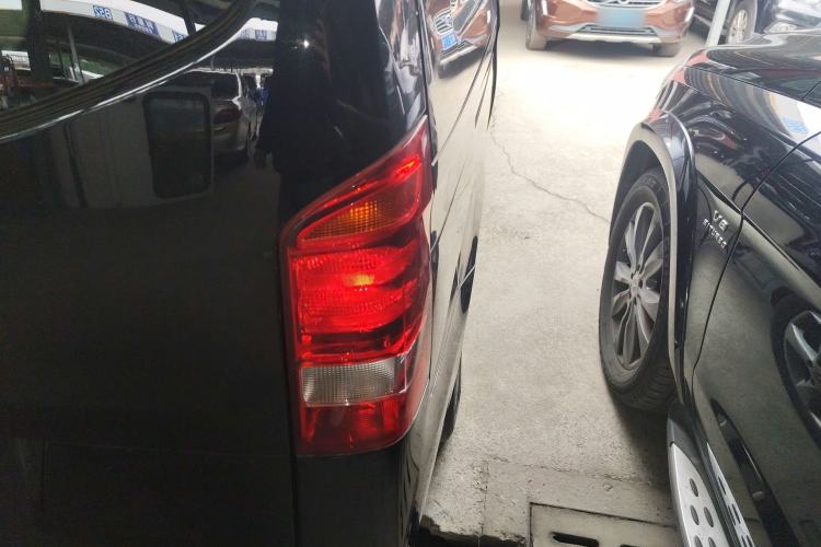 Used Mercedes-Benz Vito 2020 2.0T Business Version 7 Seats Right Rear Taillight