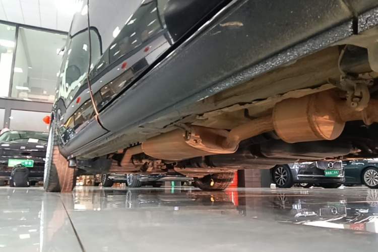 Used Mercedes-Benz Vito 2020 2.0T Business Version 7 Seats Right Side Sill