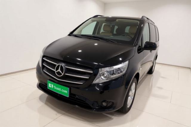 Używany Mercedes-Benz Vito 2020 2.0T Elite Version 7 Seats