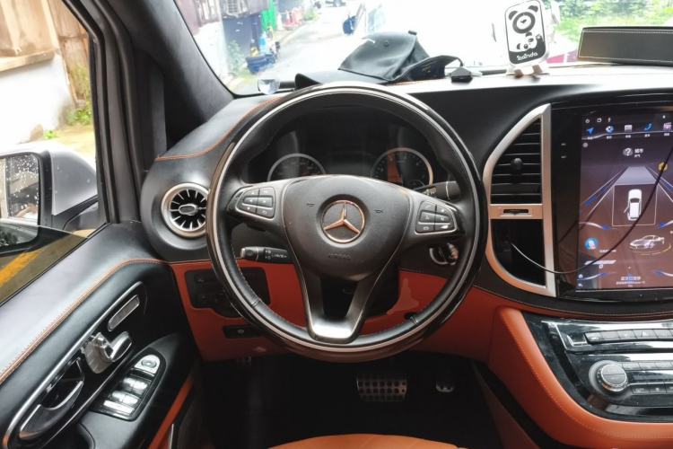 Used Mercedes-Benz Vito 2020 2.0T Business Version 7 Seats Steering Wheel