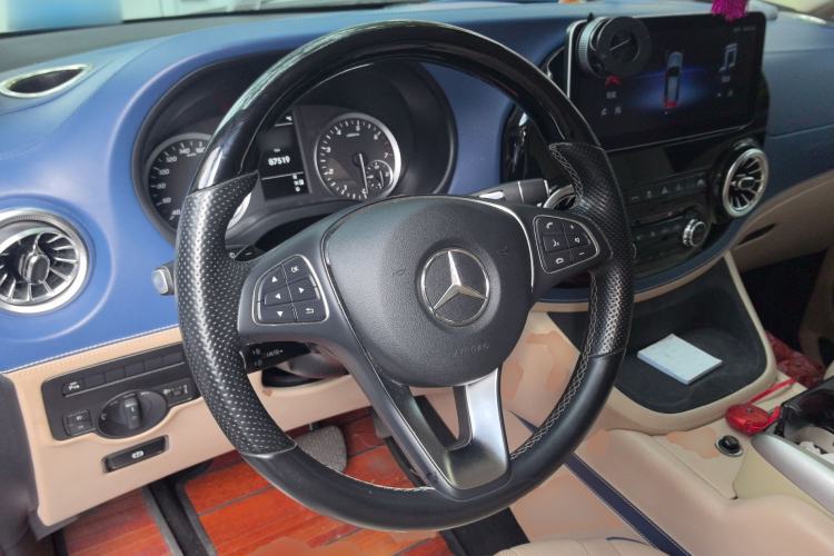 Used Mercedes-Benz Vito 2020 2.0T Business Version 7 Seats Steering Wheel