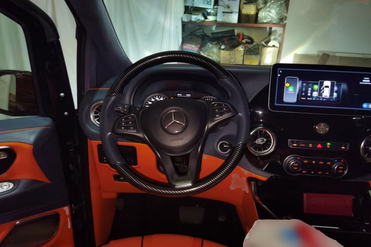Used Mercedes-Benz Vito 2020 2.0T Business Version 7 Seats Steering Wheel