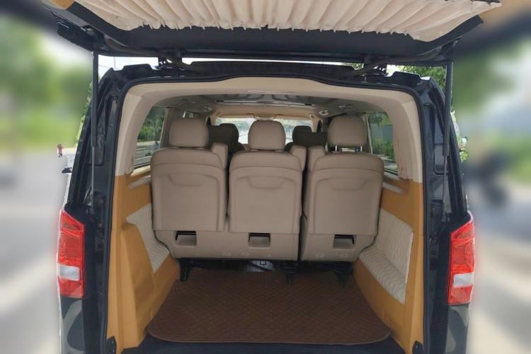 Used Mercedes-Benz Vito 2020 2.0T Elite Version 7 Seats Trunk