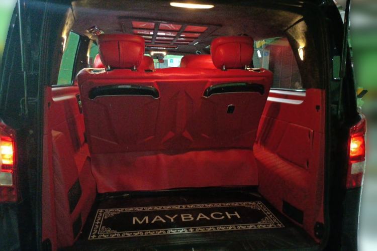 Used Mercedes-Benz Vito 2020 2.0T Elite Version 7 Seats Trunk