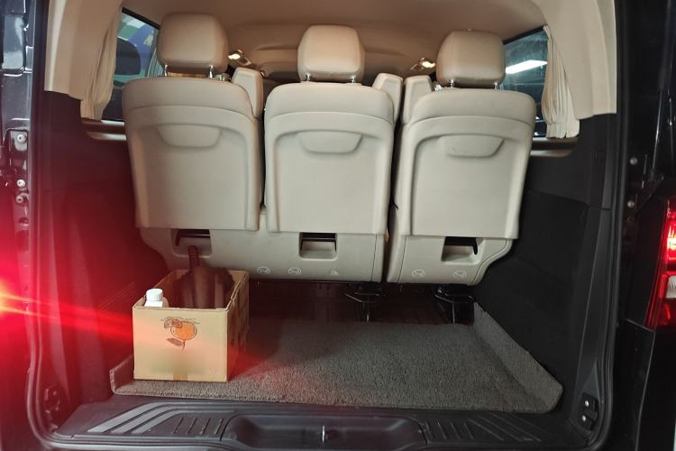 Used Mercedes-Benz Vito 2020 2.0T Business Version 7 Seats Trunk