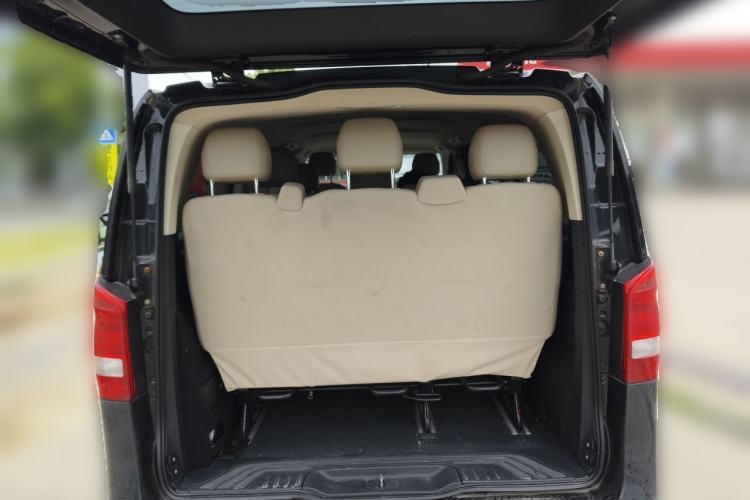 Used Mercedes-Benz Vito 2020 2.0T Elite Version 9 Seats Trunk