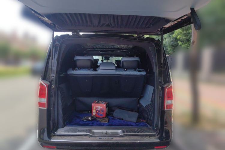 Used Mercedes-Benz Vito 2020 2.0T Elite Version 7 Seats Trunk
