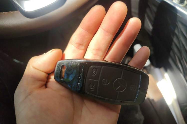 Used Mercedes-Benz Vito 2020 2.0T Business Version 7 Seats Vehicle Key