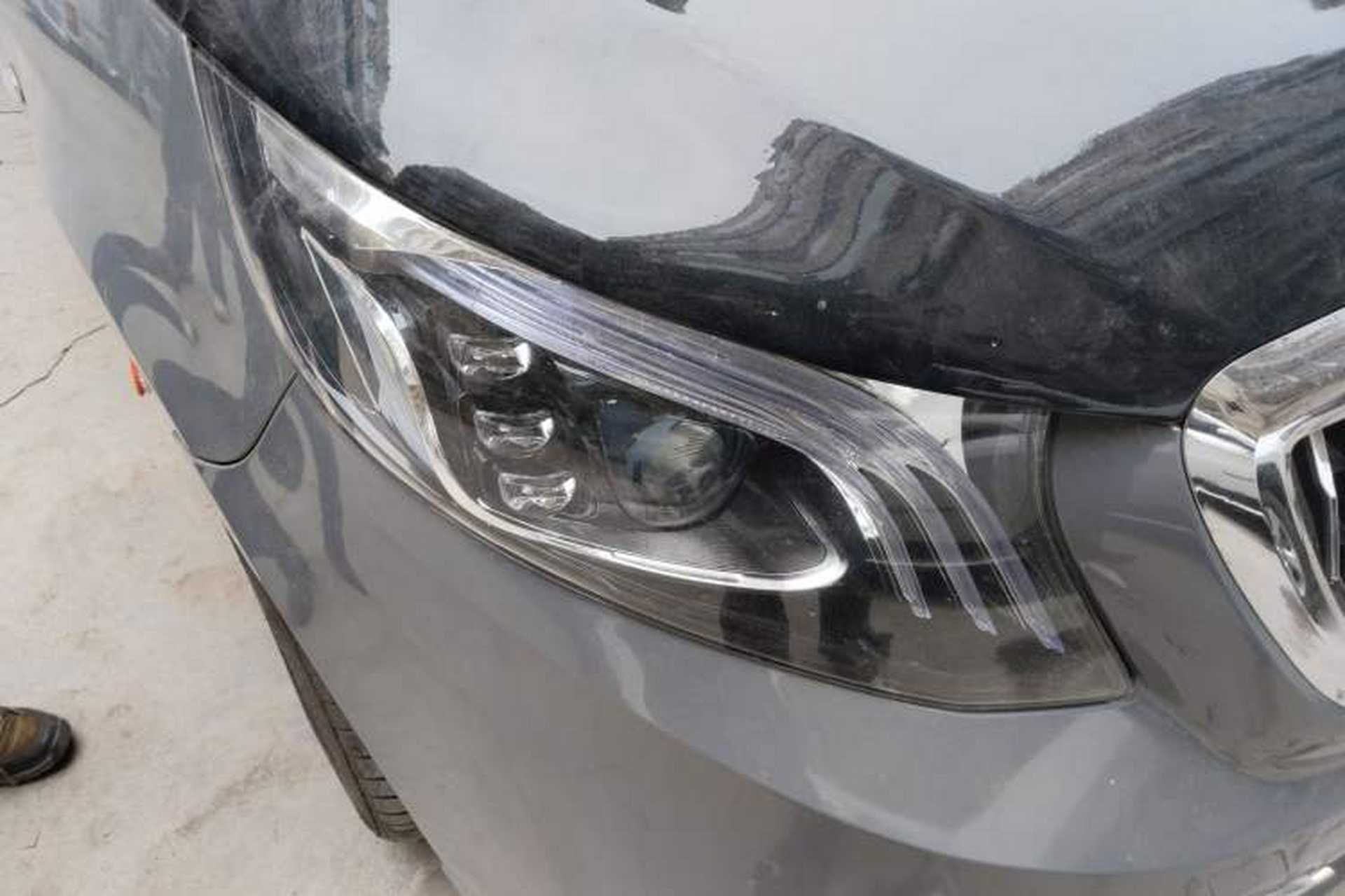 Used Mercedes-Benz Vito 2020 2.0T Business Version 7 Seats Right Front Headlight