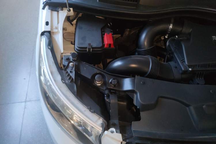 Used Mercedes-Benz Vito 2020 2.0T Business Version 7 Seats Engine Bay Right