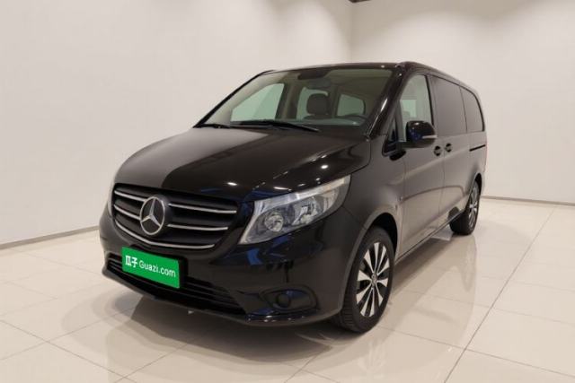 Używany Mercedes-Benz Vito 2021 2.0T Elite Version 7 Seats