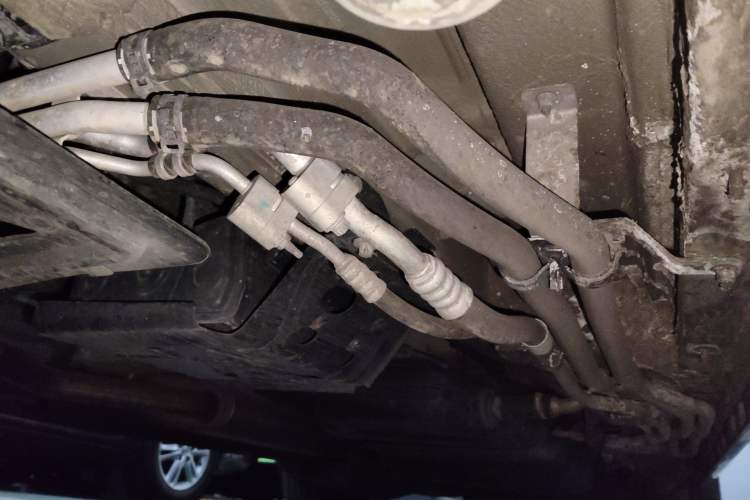 Used Mercedes-Benz Vito 2021 2.0T Business Version 7 Seats Chassis Front Left