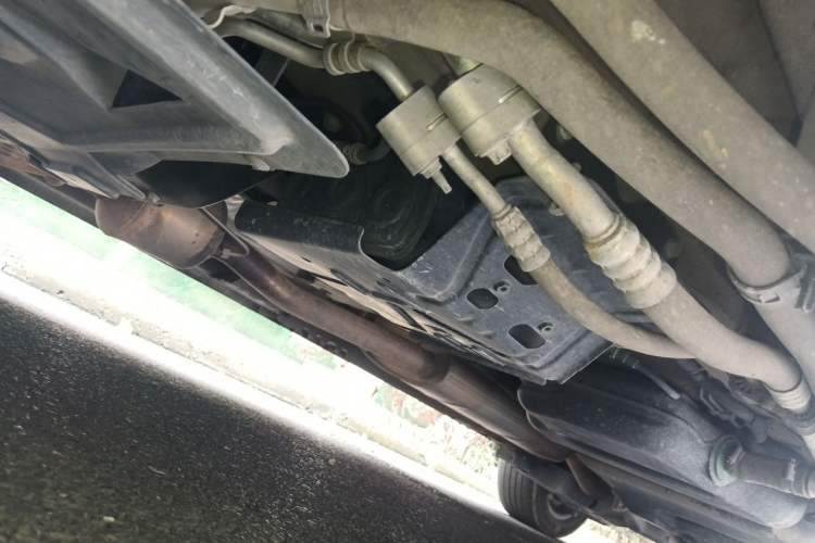 Used Mercedes-Benz Vito 2021 2.0T Business Version 7 Seats Chassis Front Left