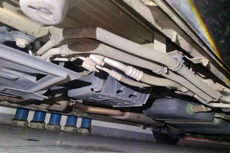 Used Mercedes-Benz Vito 2021 2.0T Business Version 7 Seats Chassis Front Left