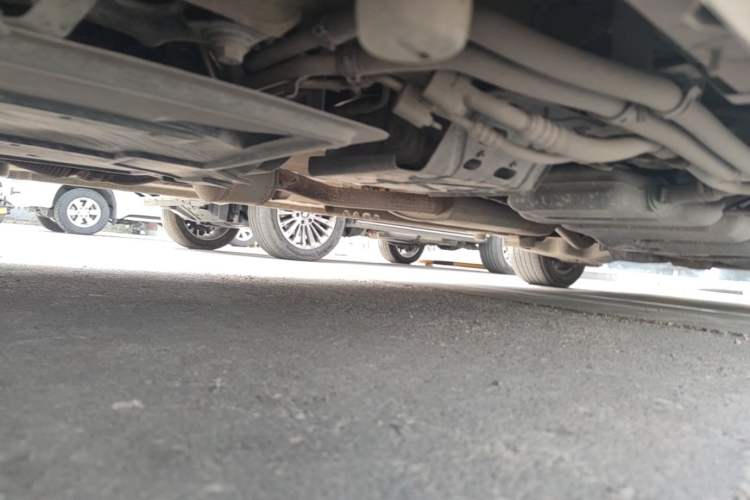Used Mercedes-Benz Vito 2021 2.0T Business Version 7 Seats Chassis Front Left