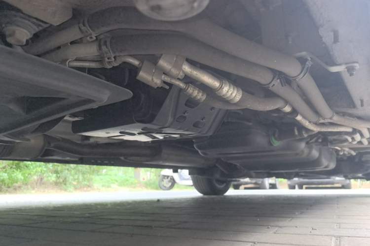 Used Mercedes-Benz Vito 2021 2.0T Elite Version 7 Seats Chassis Front Left