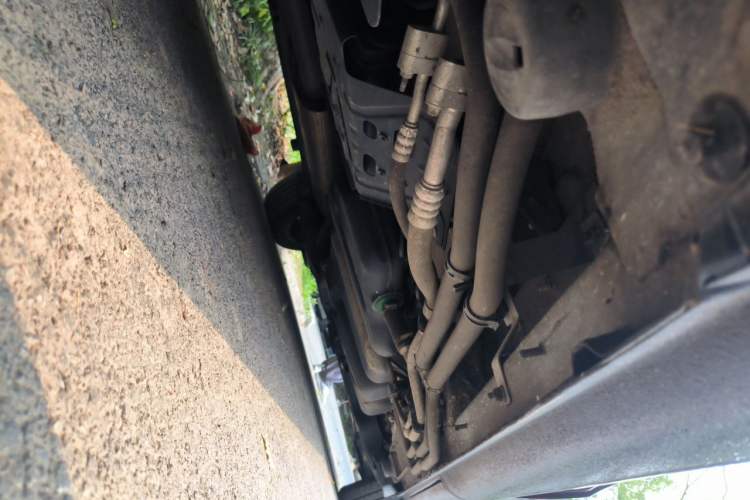 Used Mercedes-Benz Vito 2021 2.0T Business Version 7 Seats Chassis Front Left