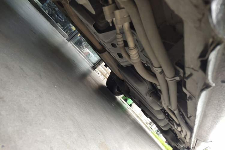 Used Mercedes-Benz Vito 2021 2.0T Business Version 7 Seats Chassis Front Left