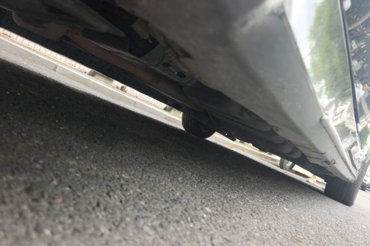 Used Mercedes-Benz Vito  Chassis Front Left