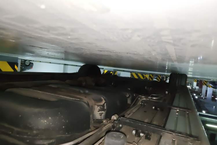 Used Mercedes-Benz Vito 2021 2.0T Business Version 7 Seats Chassis Rear Left