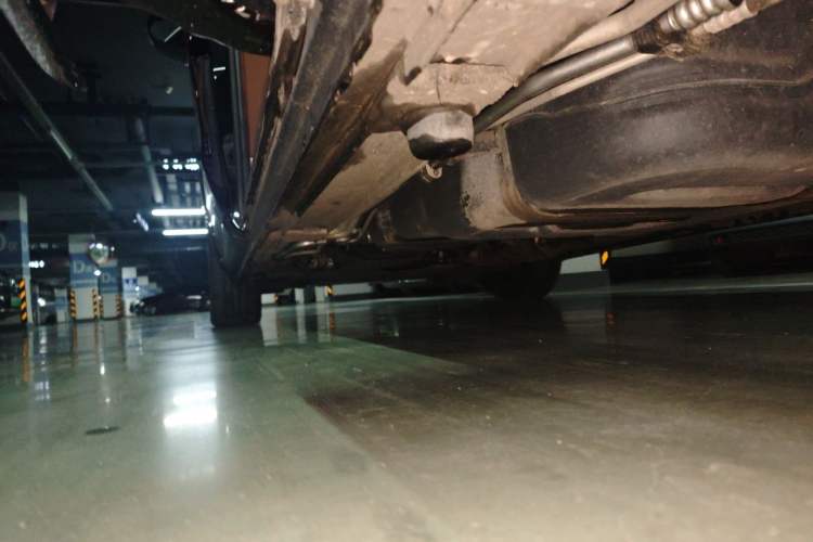 Used Mercedes-Benz Vito 2021 2.0T Business Version 7 Seats Chassis Rear Left