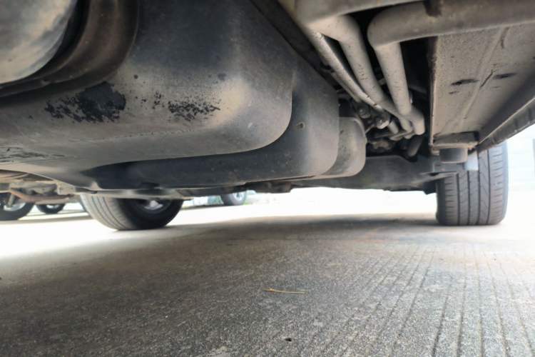 Used Mercedes-Benz Vito 2021 2.0T Elite Version 7 Seats Chassis Rear Left