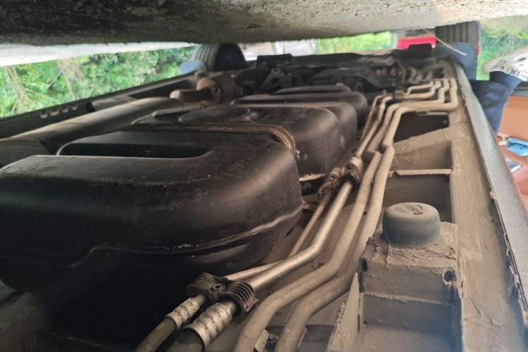 Used Mercedes-Benz Vito 2021 2.0T Elite Version 7 Seats Chassis Rear Left
