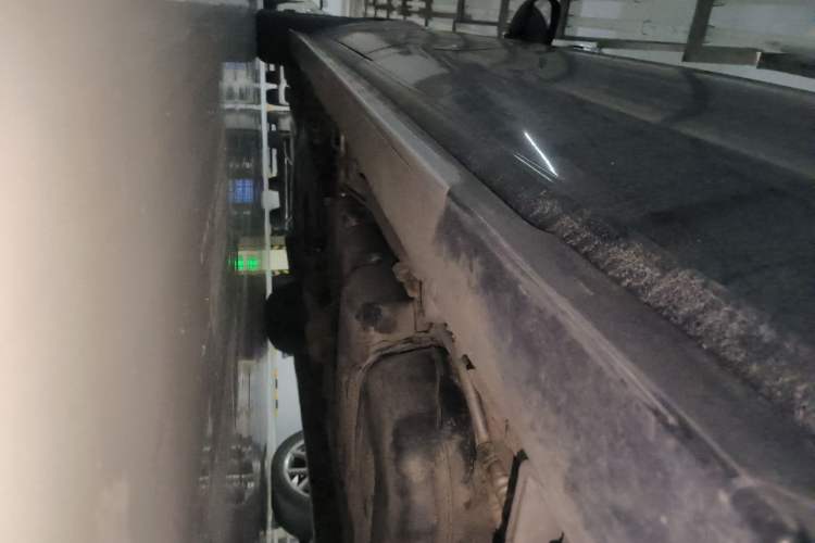 Used Mercedes-Benz Vito 2021 2.0T Elite Version 7 Seats Chassis Rear Left