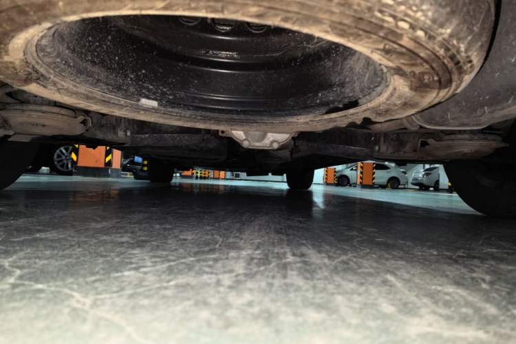 Used Mercedes-Benz Vito 2021 2.0T Elite Version 7 Seats Chassis Rear