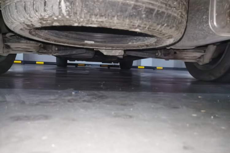Used Mercedes-Benz Vito 2021 2.0T Business Version 7 Seats Chassis Rear