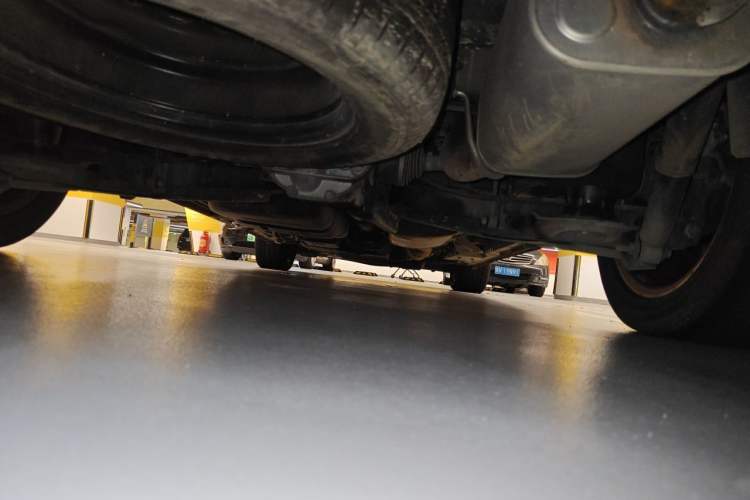 Used Mercedes-Benz Vito 2021 2.0T Business Version 7 Seats Chassis Rear