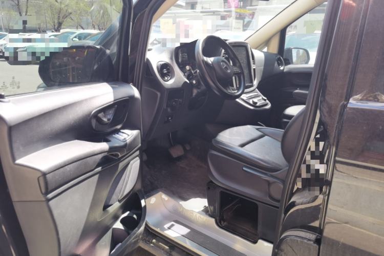 Used Mercedes-Benz Vito 2021 2.0T Elite Version 7 Seats Driver Seat