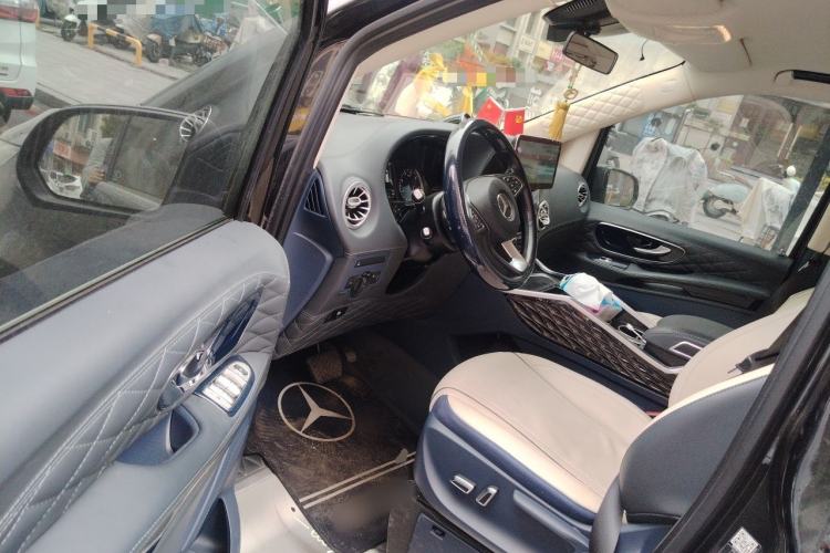 Used Mercedes-Benz Vito 2021 2.0T Business Version 7 Seats Driver Seat