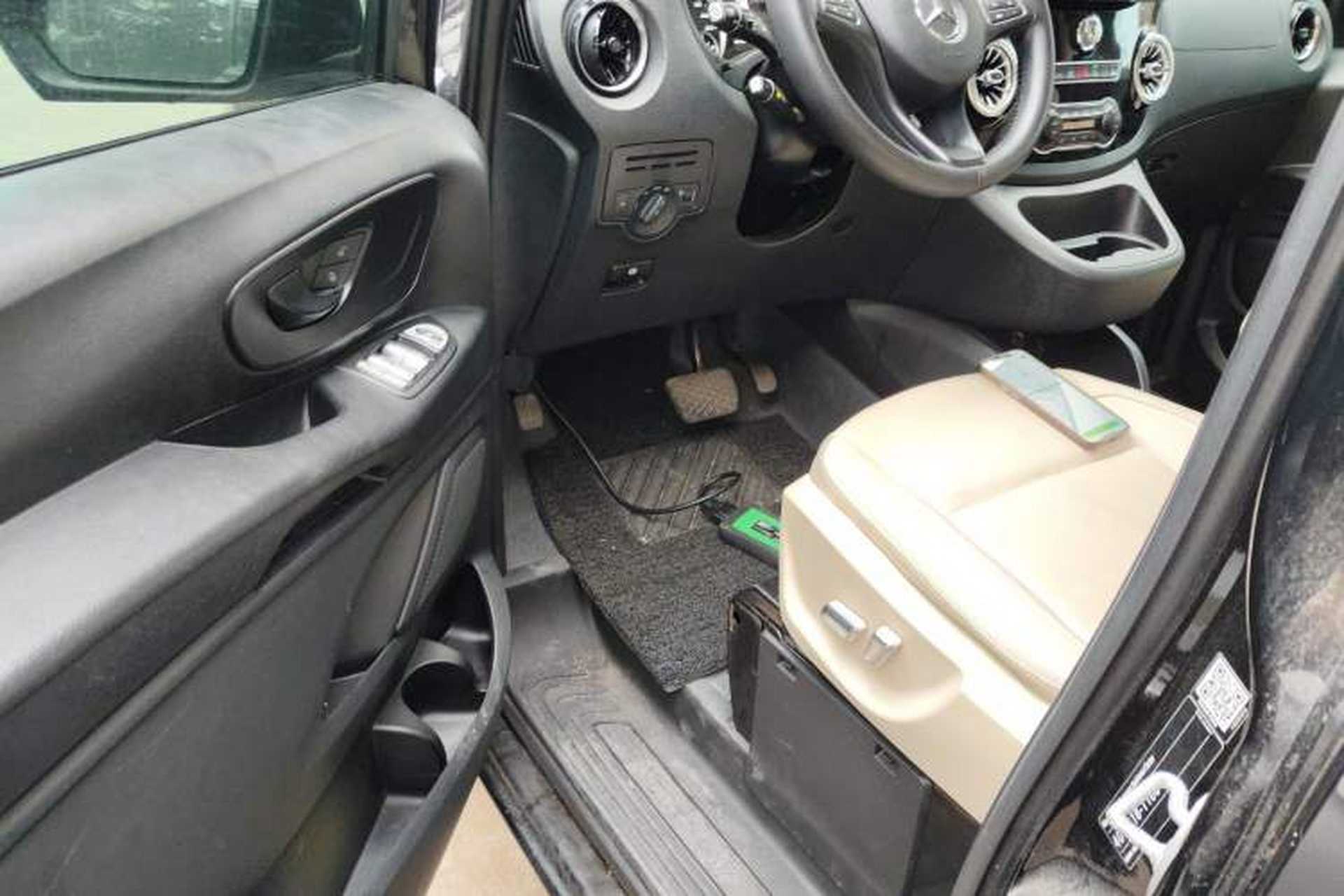 Used Mercedes-Benz Vito 2021 2.0T Elite Version 7 Seats Driver Seat