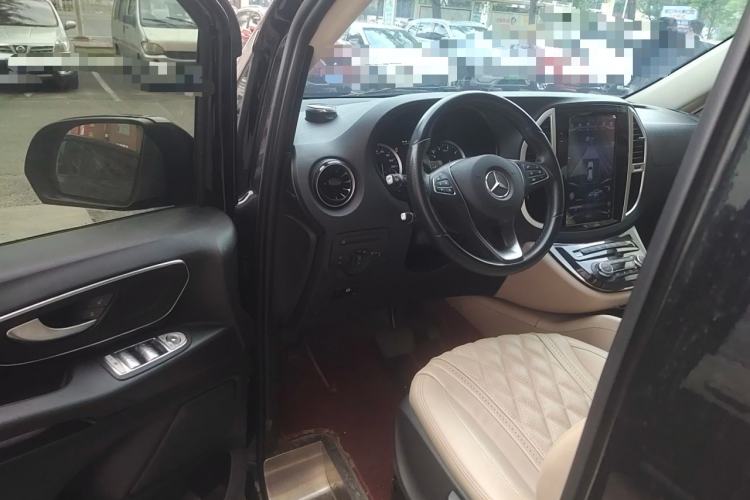 Used Mercedes-Benz Vito 2021 2.0T Business Version 7 Seats Driver Seat