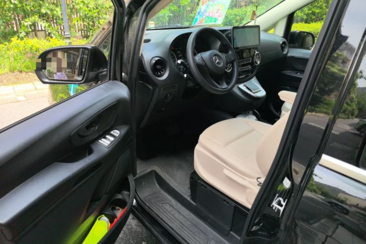 Used Mercedes-Benz Vito 2021 2.0T Elite Version 7 Seats Driver Seat