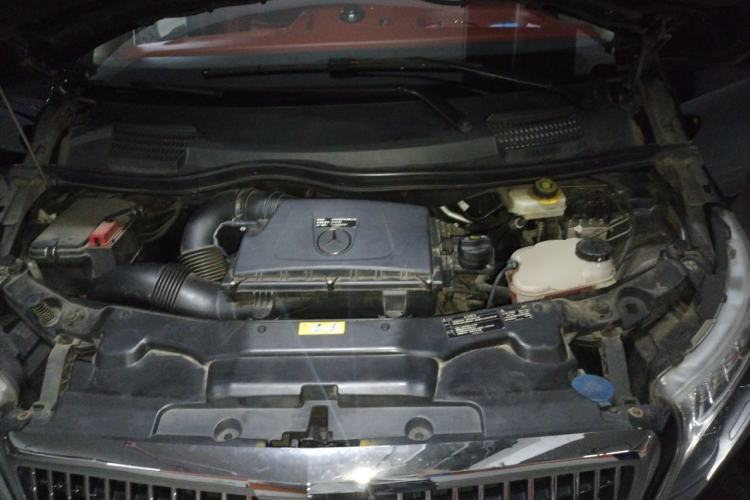 Used Mercedes-Benz Vito 2021 2.0T Business Version 7 Seats Engine Bay