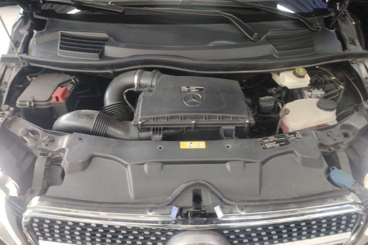 Used Mercedes-Benz Vito 2021 2.0T Business Version 7 Seats Engine Bay