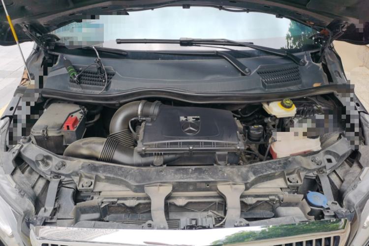 Used Mercedes-Benz Vito 2021 2.0T Business Version 7 Seats Engine Bay