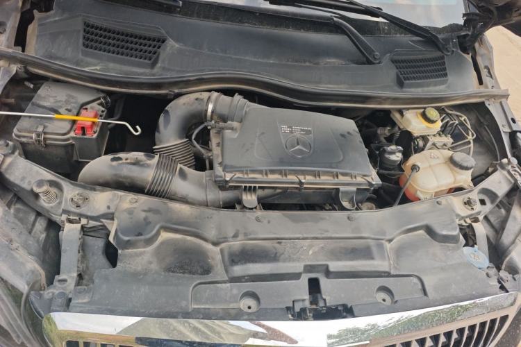 Used Mercedes-Benz Vito 2021 2.0T Business Version 7 Seats Engine Bay
