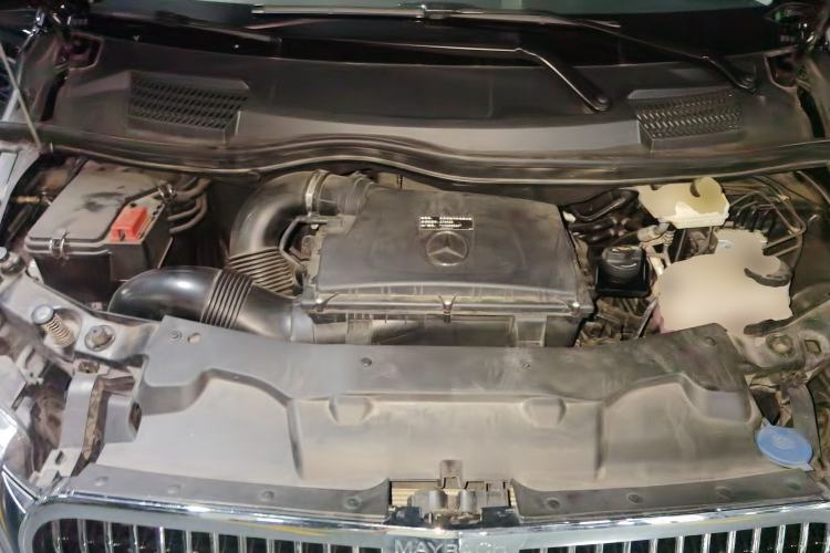 Used Mercedes-Benz Vito 2021 2.0T Business Version 7 Seats Engine Bay