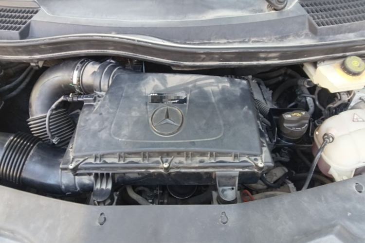 Used Mercedes-Benz Vito 2021 2.0T Elite Version 7 Seats Engine Bay