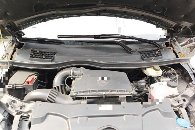 Used Mercedes-Benz Vito 2021 2.0T Business Version 7 Seats Engine Bay