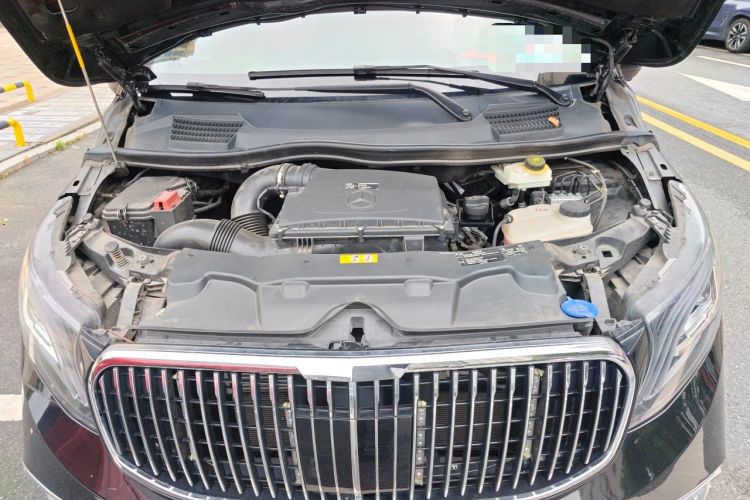 Used Mercedes-Benz Vito 2021 2.0T Business Version 7 Seats Engine Bay