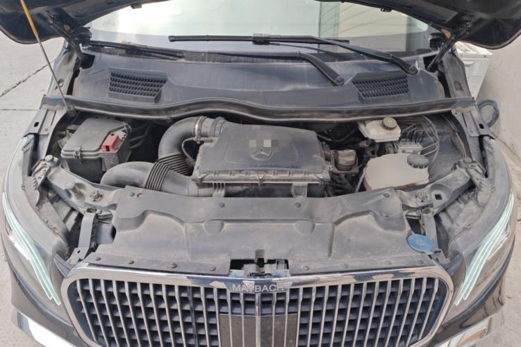 Used Mercedes-Benz Vito 2021 2.0T Elite Version 7 Seats Engine Bay